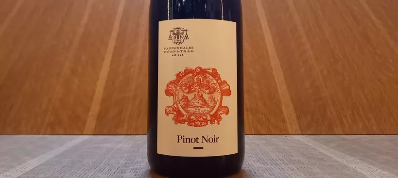 Pannonhalmi Főapátság Pincészete: Pinot Noir 2020 című cikk borítóképe