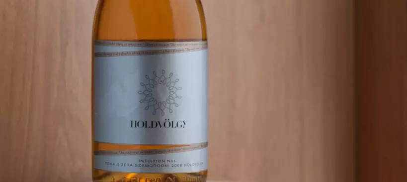 Holdvölgy Birtok: Intuition Zéta Szamorodni 2008 című cikk borítóképe