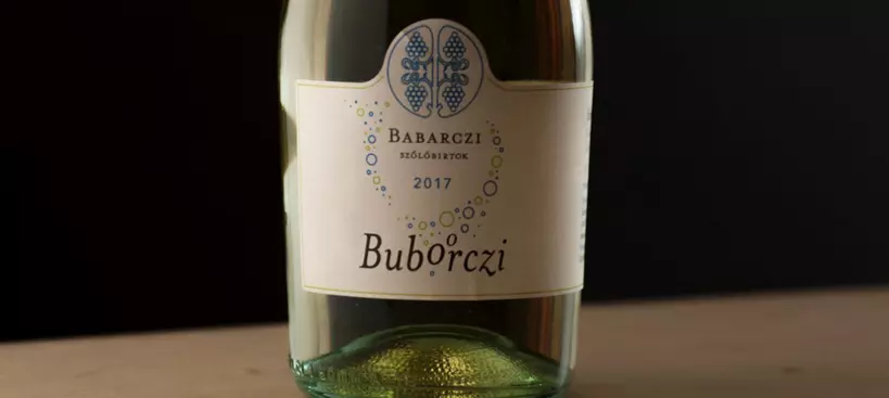 Babarczi Szőlőbirtok és Pince: Buborczi 2017 című cikk borítóképe