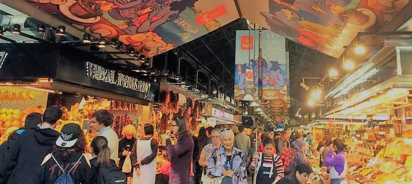 Piknik Barcelonában című cikk borítóképe