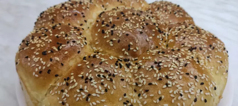 Çiçek ekmek – virágkenyér című cikk borítóképe