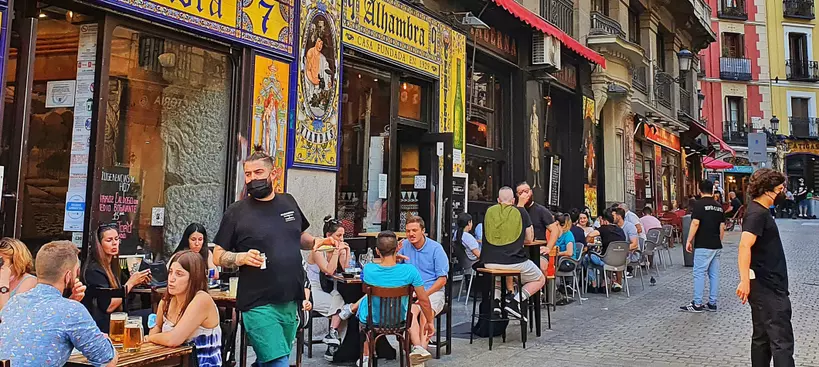 Churros Madridban című cikk borítóképe