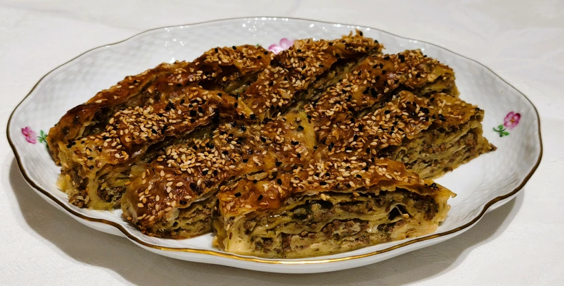 Darált húsos börek című cikk borítóképe