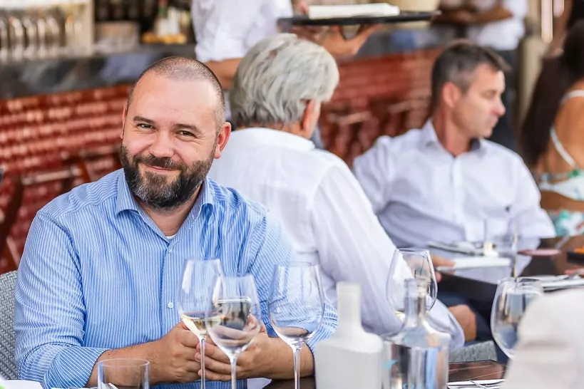 Nem mi rontottuk el című cikk borítóképe