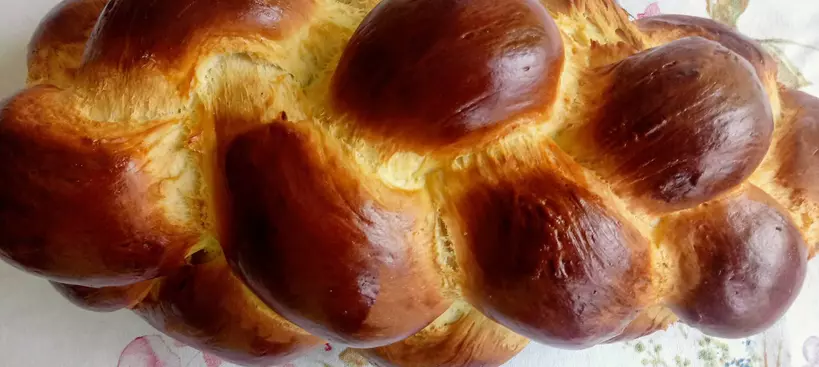 Fonott kalács 6 szálból című cikk borítóképe
