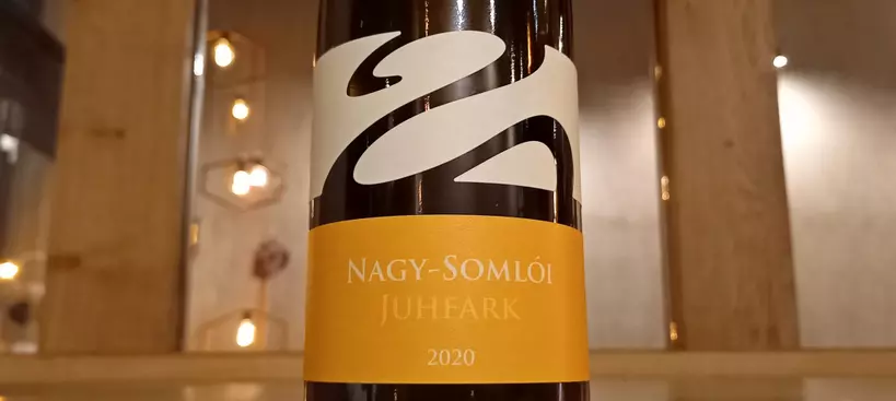Zsirai Pincészet: Nagy-Somlói Juhfark 2020 című cikk borítóképe