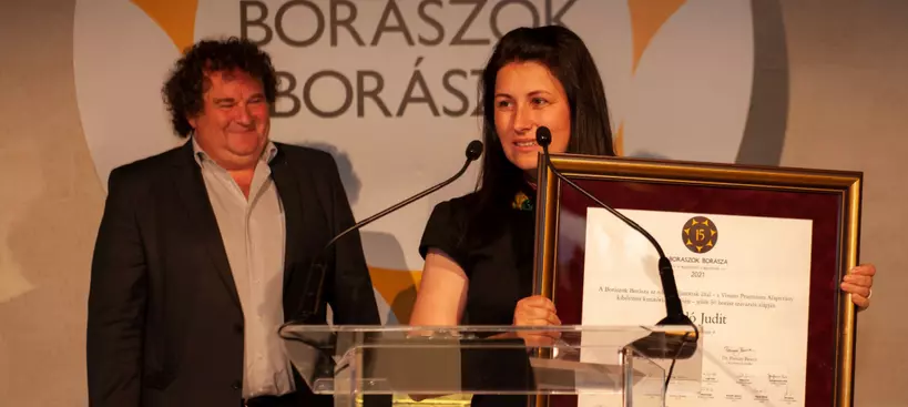 Bodó Judit a 15. Borászok Borásza! című cikk borítóképe
