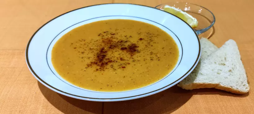 Vöröslencseleves – Kırmızı mercimek çorbası című cikk borítóképe