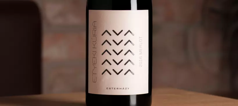 Etyeki Kúria: Merlot 2016 című cikk borítóképe