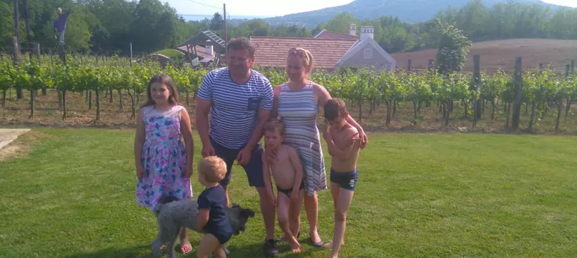 Mese a nagymama szőlőjéről című cikk borítóképe