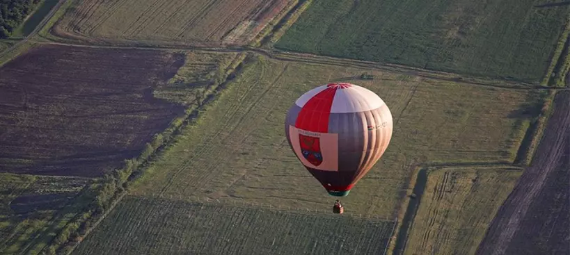 Bűbájos újratöltve című cikk borítóképe