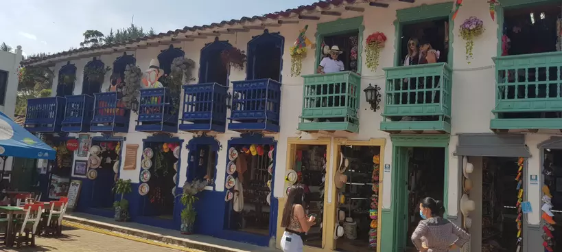 Kalandozás Kolumbiában – Medellín és környéke című cikk borítóképe