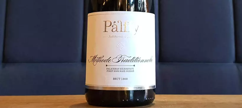 Pálffy Szőlőbirtok és Pince: Pinot Noir Brut rozé pezsgő 2018 című cikk borítóképe