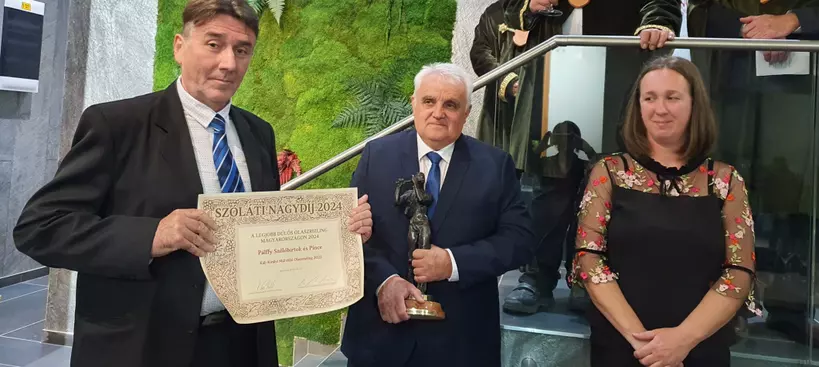 Pálffyéké lett a Szóláti Nagydíj című cikk borítóképe
