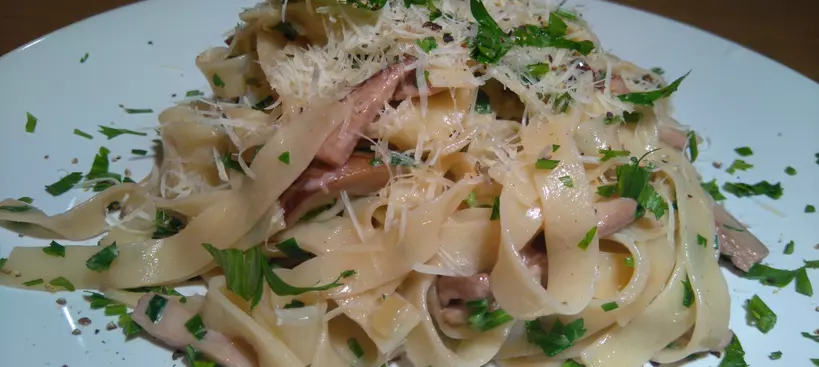 Tejszínes-vargányás tagliatelle című cikk borítóképe